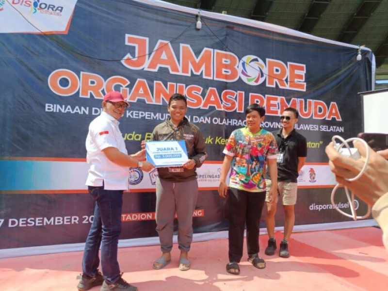 MAHASISWA IKOM JUARA-NURUL IFADAH