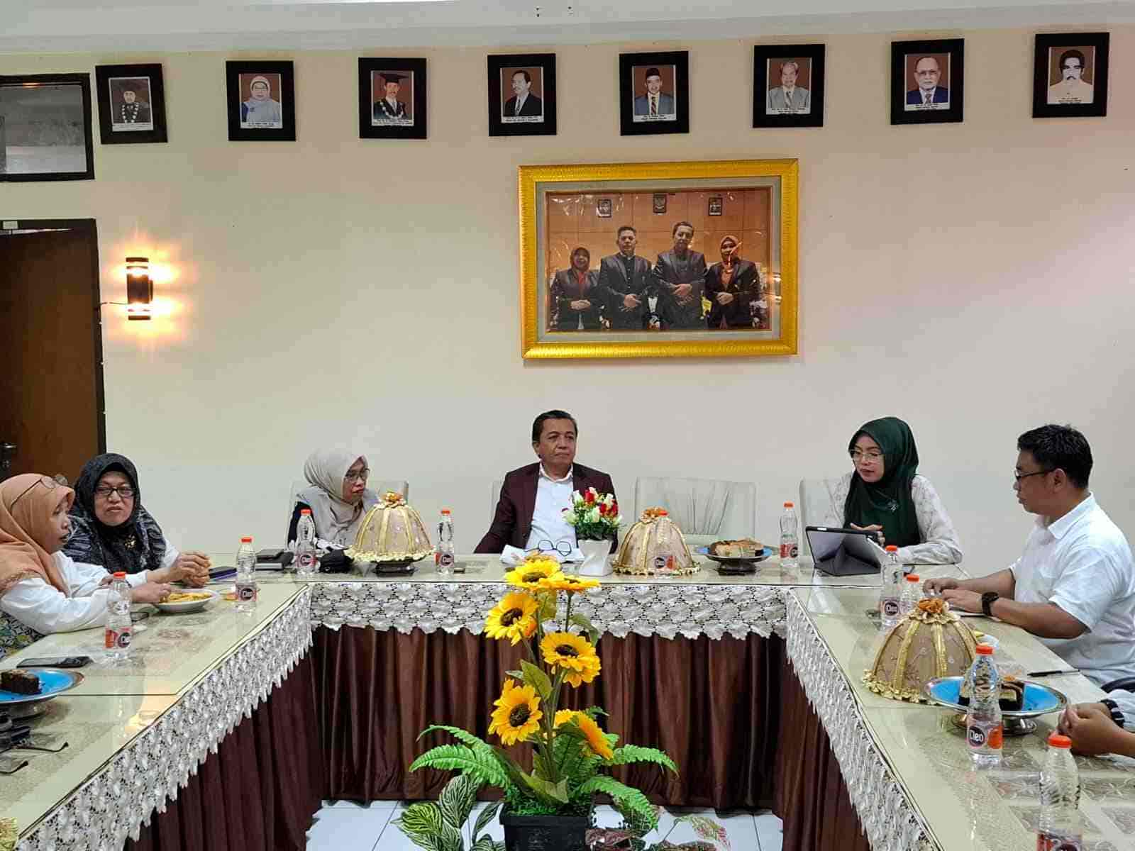 Dekan Menyambut Rombongan Audit Mutu Internal LPM di Fakultas Dakwah Dan Komunikasi
